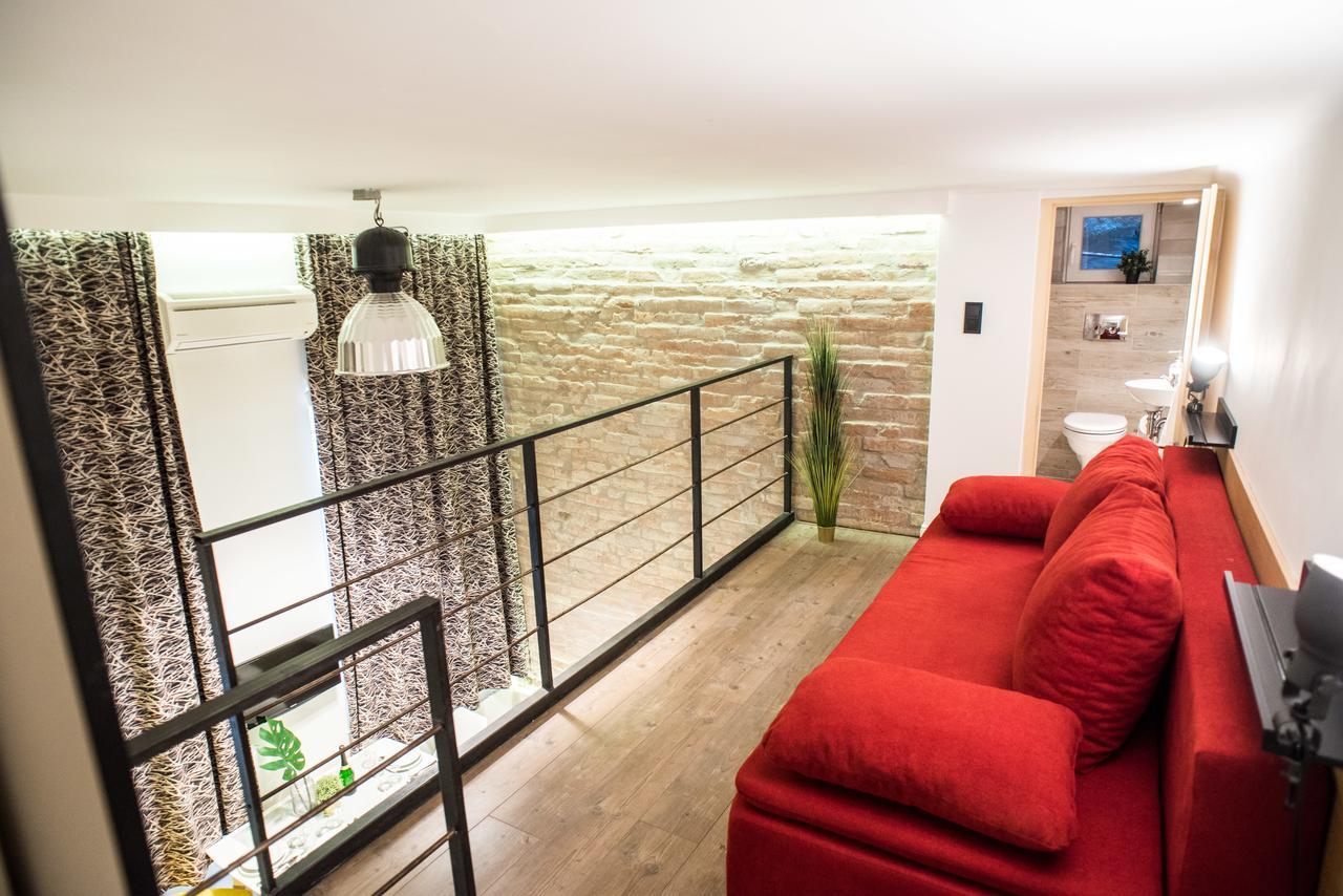 Very Stylish And Fresh Studio Home In The Center Βουδαπέστη Εξωτερικό φωτογραφία